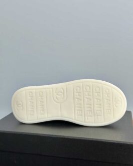 Chanel Sneakersy, trampki, tenisówki, buty, skora