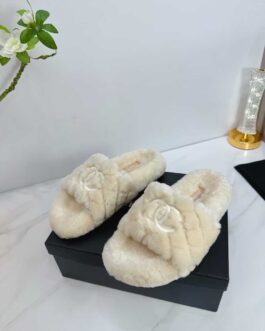 Chanel Buty, sandaly klapki, skora