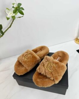 Chanel Buty, sandaly klapki, skora