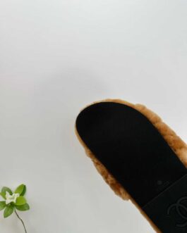 Chanel Buty, sandaly klapki, skora