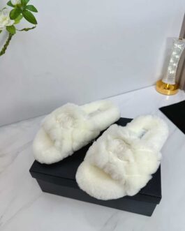 Chanel Buty, sandaly klapki, skora