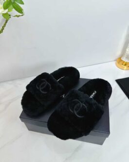 Chanel Buty, sandaly klapki, skora