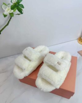 Miu miu Buty, sandaly klapki, skora