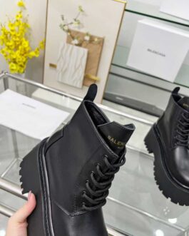 Balenciaga Buty damskie, kozaki, botki, skóra