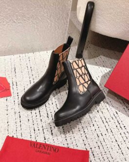 Valentino Buty damskie, kozaki, botki, skóra