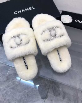 Chanel Buty, sandaly klapki, skora