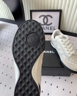 Chanel Sneakersy, trampki, tenisówki, buty, skora
