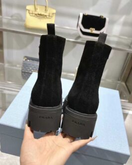 Prada Buty damskie, kozaki, botki, skóra