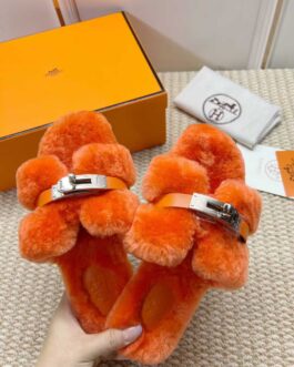 Hermes Buty, sandaly klapki, skora