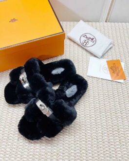 Hermes Buty, sandaly klapki, skora