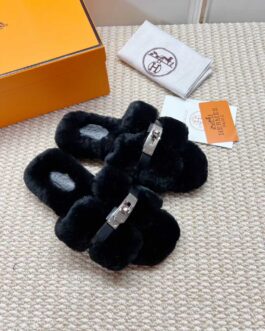 Hermes Buty, sandaly klapki, skora