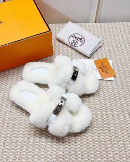 Hermes Buty, sandaly klapki, skora