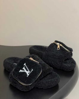 Louis Vuitton Buty, sandaly klapki, skora