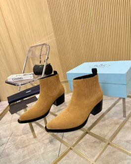 Prada Buty damskie, kozaki, botki, skóra