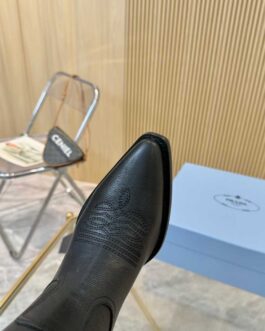 Prada Buty damskie, kozaki, botki, skóra