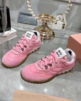 Miu miu Sneakersy, trampki, tenisówki, buty, skora