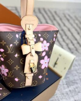 Torebka damska elegancka Louis Vuitton  skora