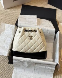 Torebka damska elegancka Chanel  skora