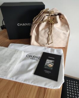 Torebka damska elegancka Chanel, skóra od reki