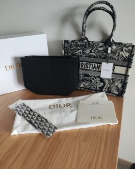 Torebka damska elegancka Dior od reki