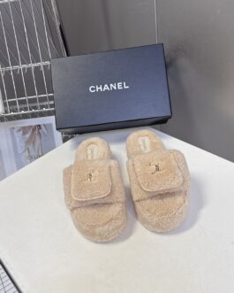 Chanel Buty, sandaly klapki, skora