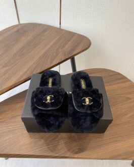 Chanel Buty, sandaly klapki, skora