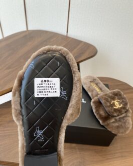 Chanel Buty, sandaly klapki, skora