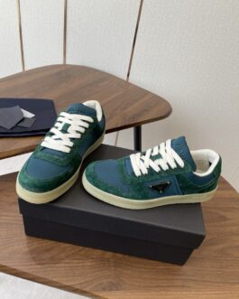 Prada Sneakersy, trampki, tenisówki, buty, skora
