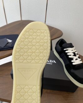 Prada Sneakersy, trampki, tenisówki, buty, skora
