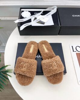 Chanel Buty, sandaly klapki, skora