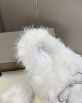 Balenciaga Buty, sandaly klapki, skora