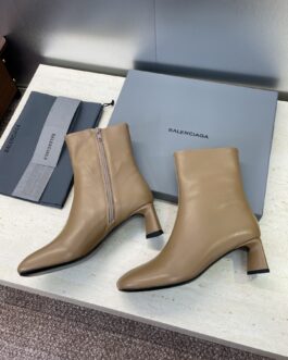 Balenciaga Buty damskie, kozaki, botki, skóra
