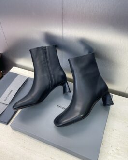 Balenciaga Buty damskie, kozaki, botki, skóra