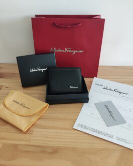 Оryginalny czarny PORTFEL MĘSKI Salvatore Ferragamo, skóra, Włochy