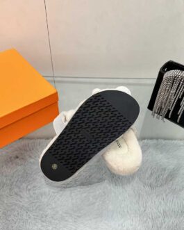 Hermes Buty, sandaly klapki, skora