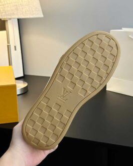 Louis Vuitton Sneakersy, trampki, tenisówki, buty, skora