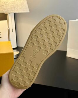 Louis Vuitton Sneakersy, trampki, tenisówki, buty, skora