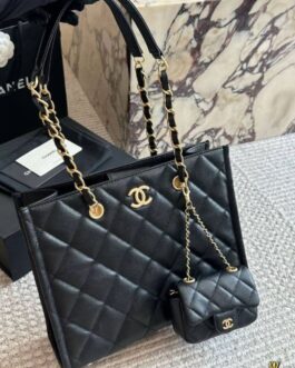 Torebka damska elegancka Chanel, skóra