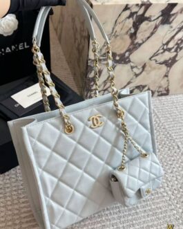 Torebka damska elegancka Chanel, skóra