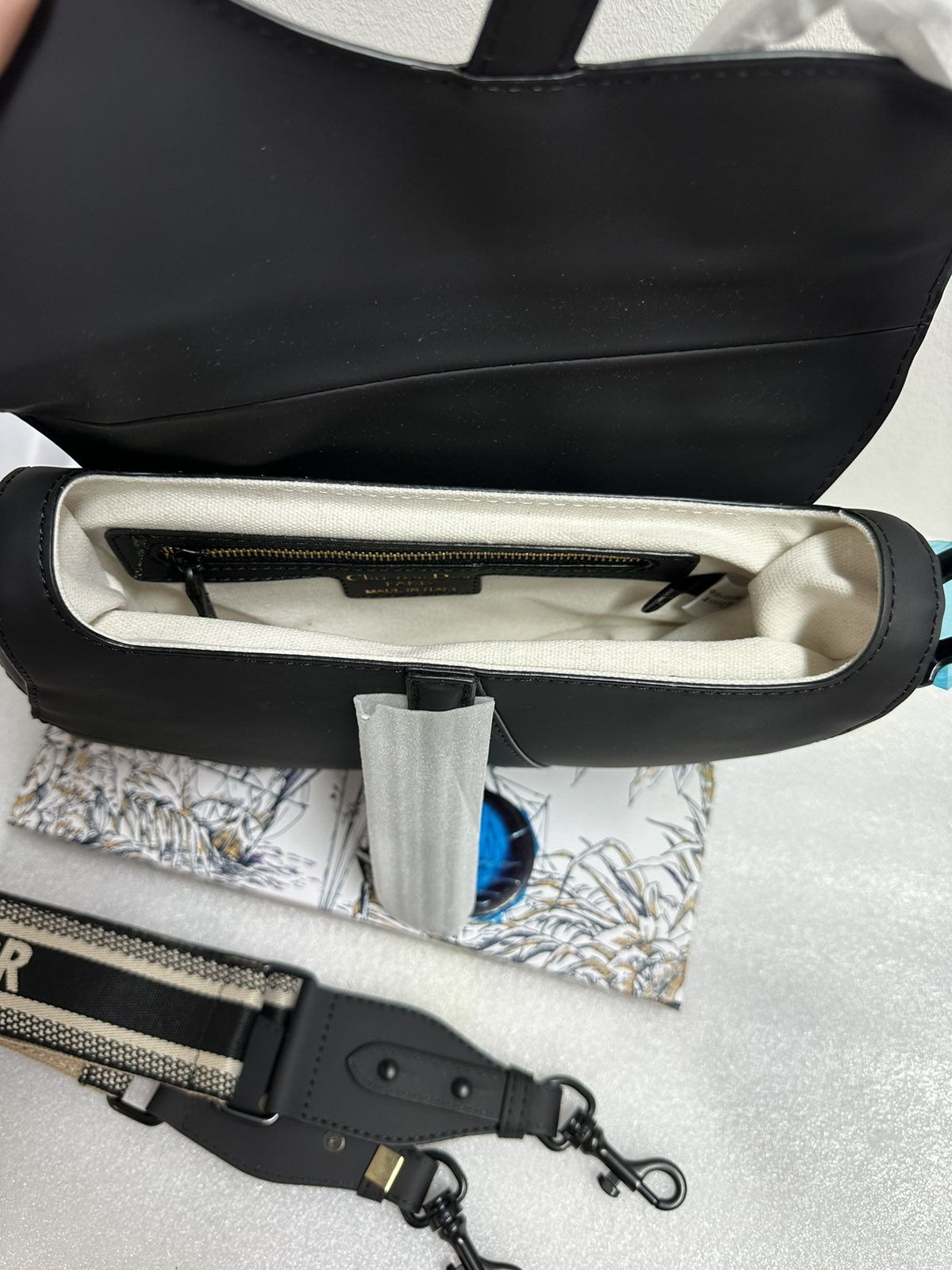 IMG-bd3d860612b2d5edd32521af502b4cdd-V