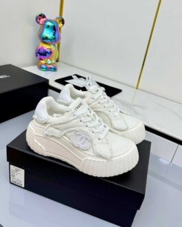 Chanel Sneakersy, trampki, tenisówki, buty, skora