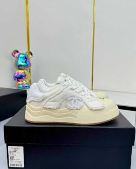 Chanel Sneakersy, trampki, tenisówki, buty, skora
