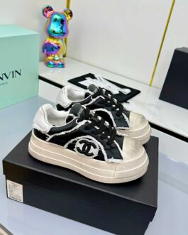 Chanel Sneakersy, trampki, tenisówki, buty, skora