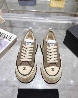 Chanel Sneakersy, trampki, tenisówki, buty, skora