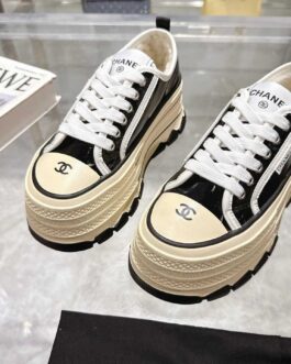 Chanel Sneakersy, trampki, tenisówki, buty, skora