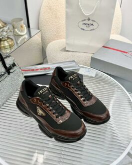 Prada Sneakersy, trampki, tenisówki, buty, skora
