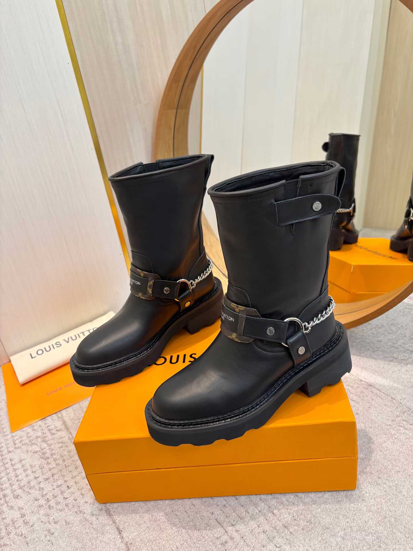 mmexport1761021248770