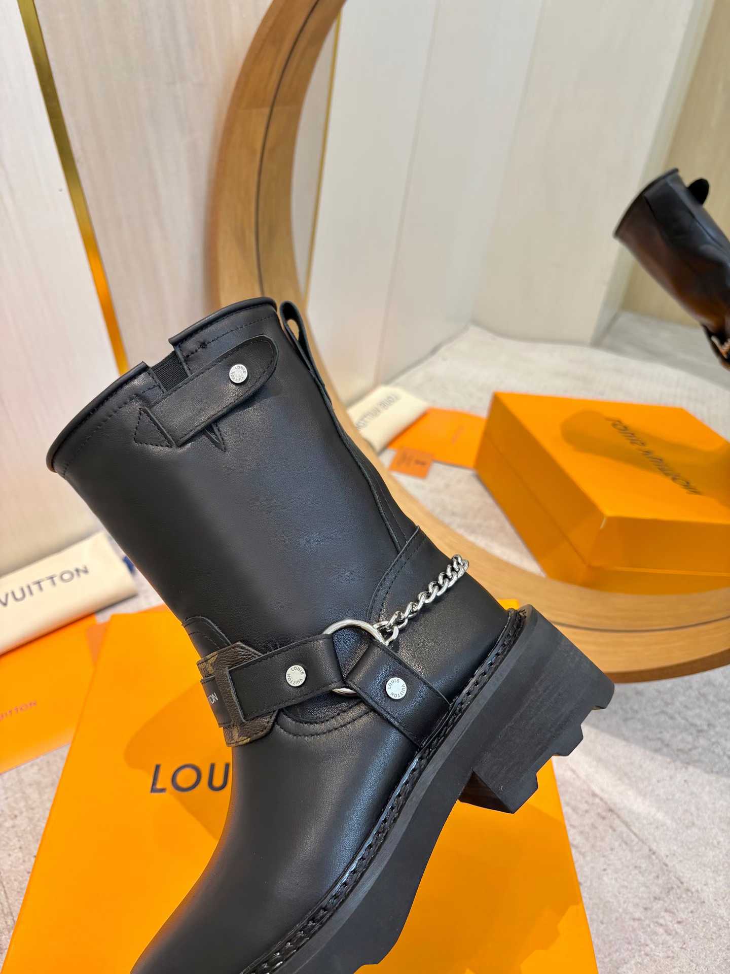 mmexport1761021252863