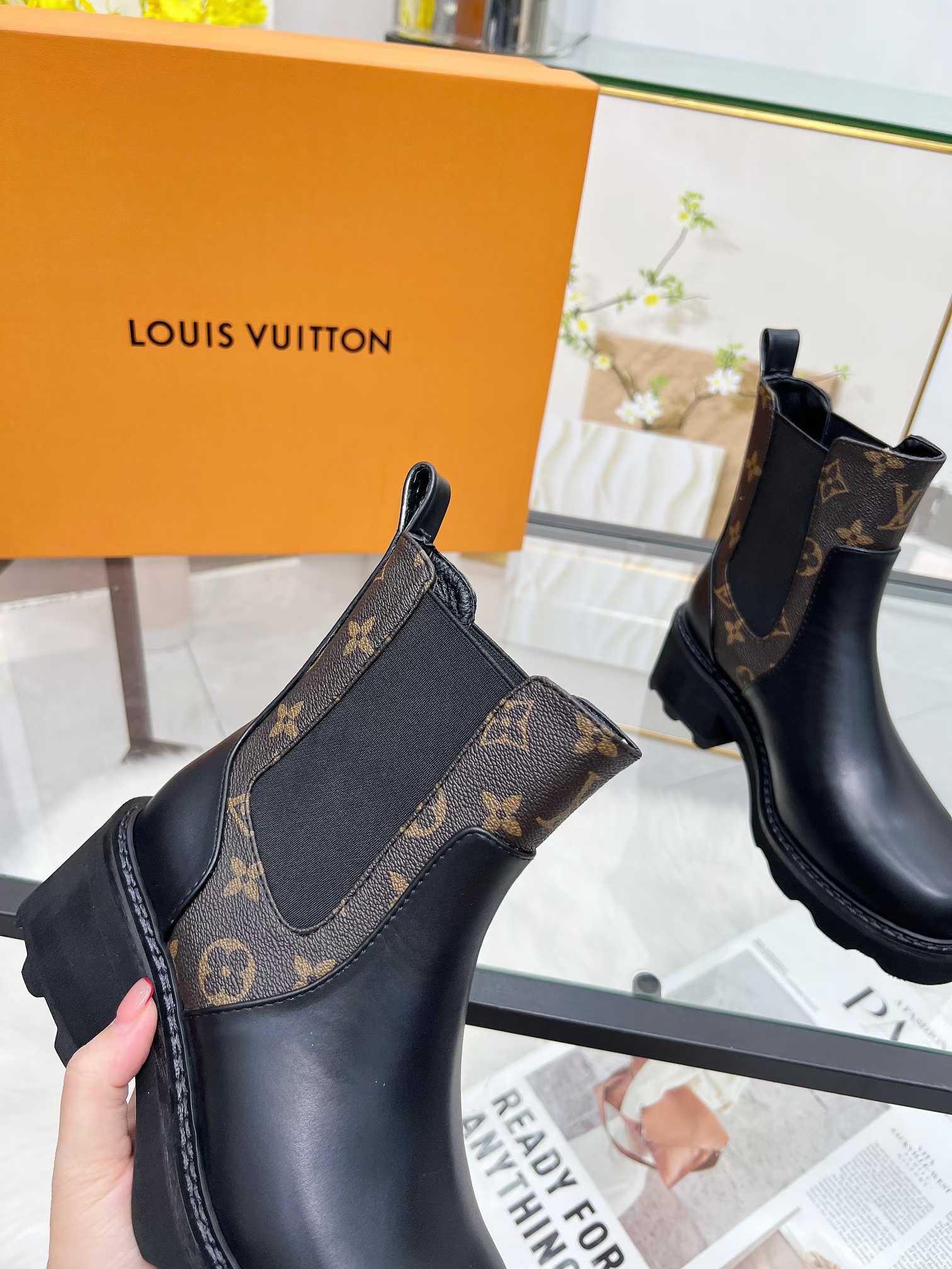 mmexport1761021456559