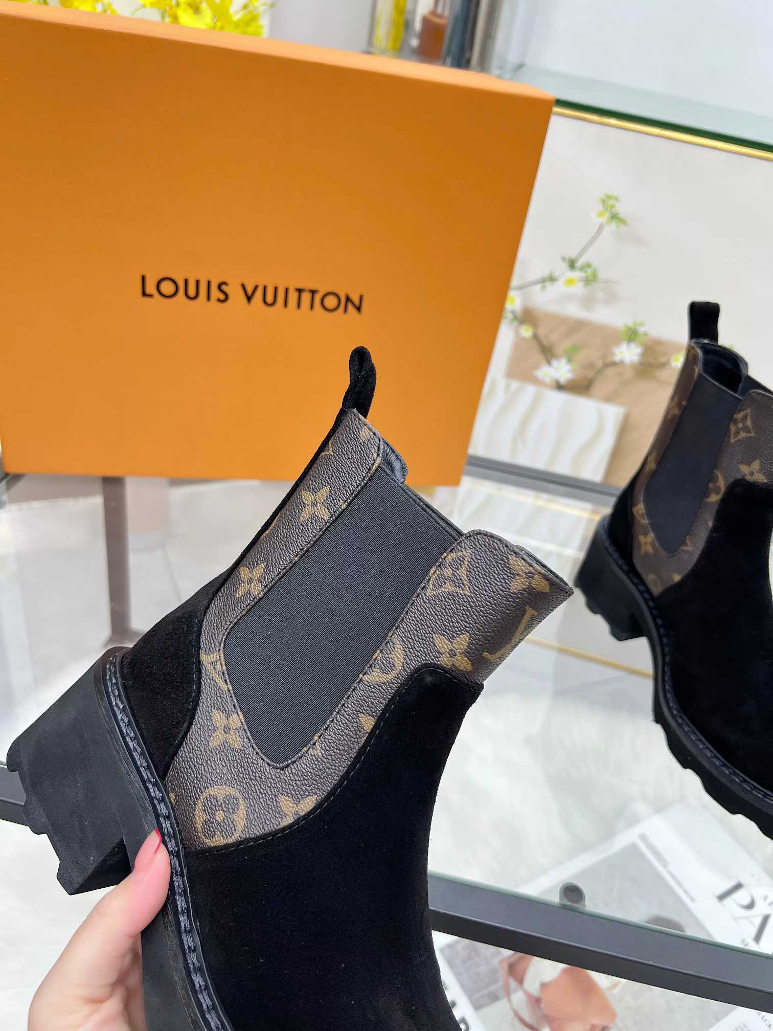 mmexport1761021464220